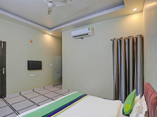 Expo View Residency Hotel เกรทเตอร์นอยดา ภายนอก รูปภาพ