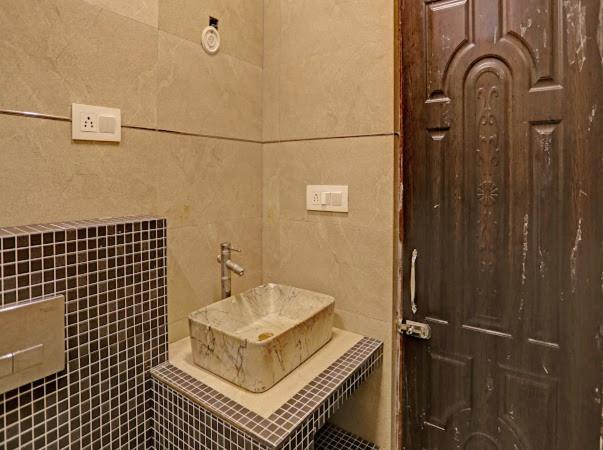 Expo View Residency Hotel เกรทเตอร์นอยดา ภายนอก รูปภาพ
