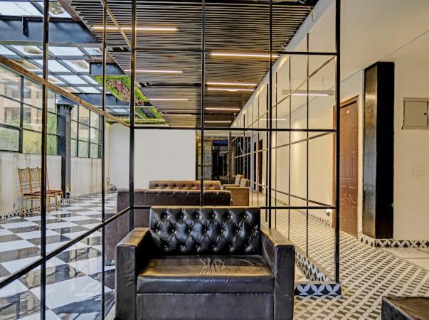 Expo View Residency Hotel เกรทเตอร์นอยดา ภายนอก รูปภาพ